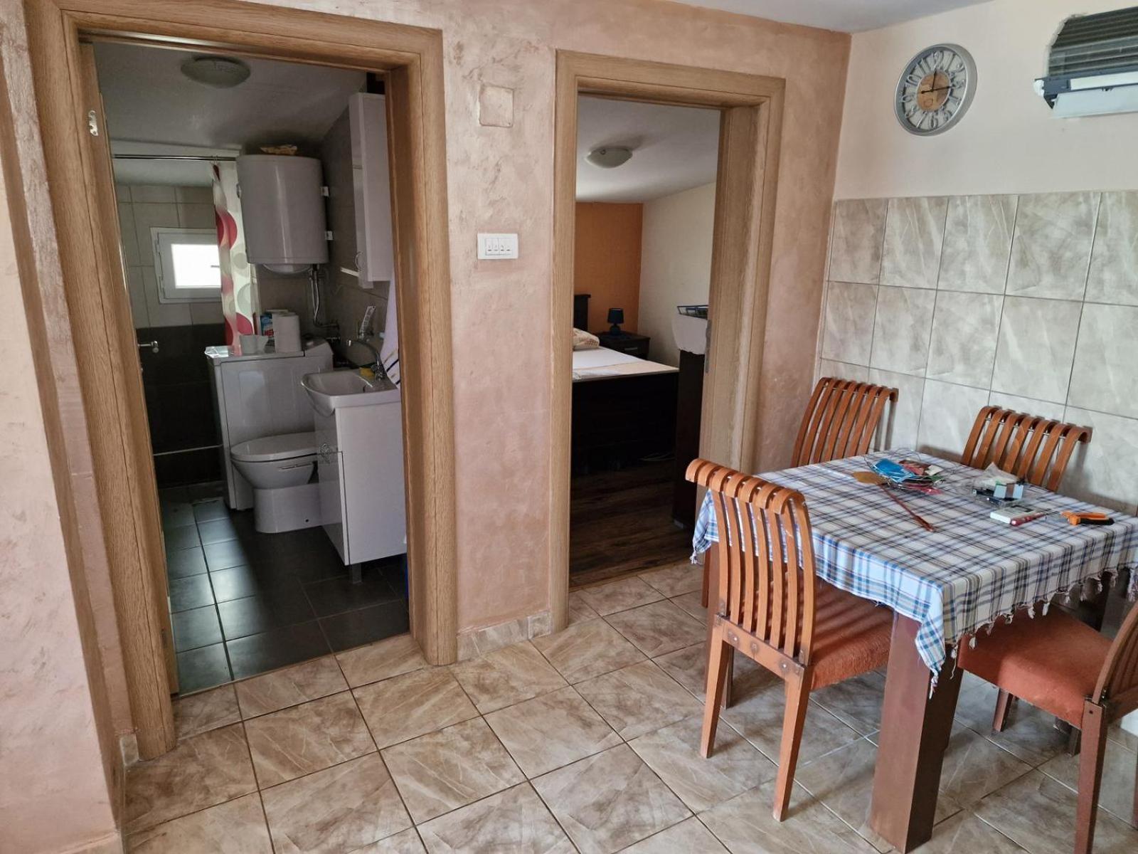 Lakeside Oasis Home Karuc Екстер'єр фото