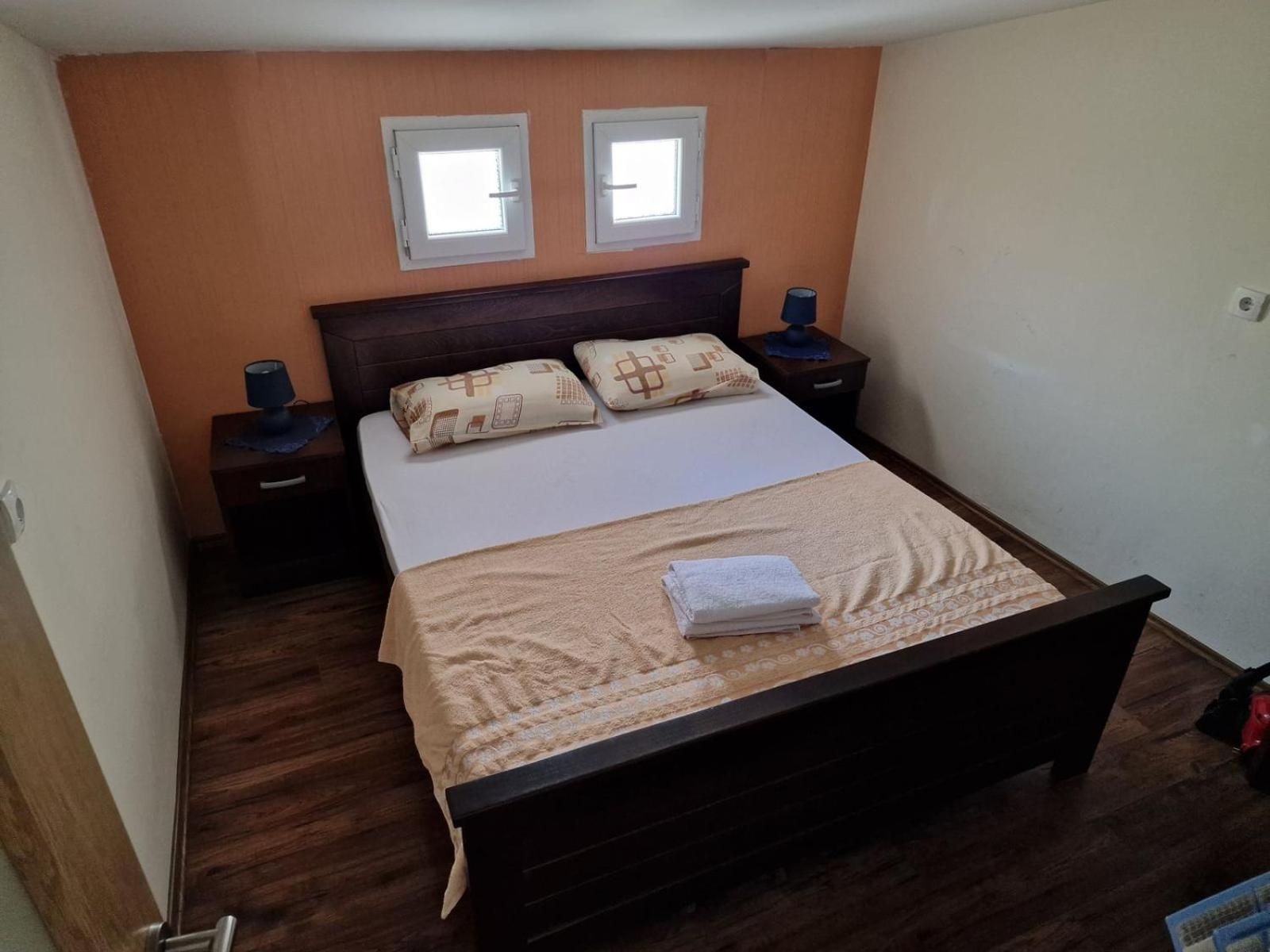 Lakeside Oasis Home Karuc Екстер'єр фото