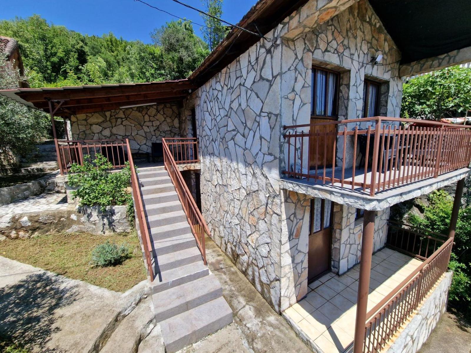 Lakeside Oasis Home Karuc Екстер'єр фото